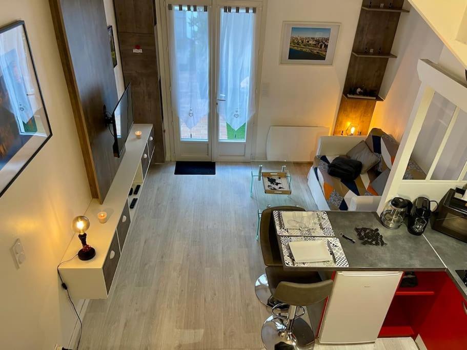 Duplex Hyper-Centre Avec Sa Cour Privee Appartamento Angers Esterno foto